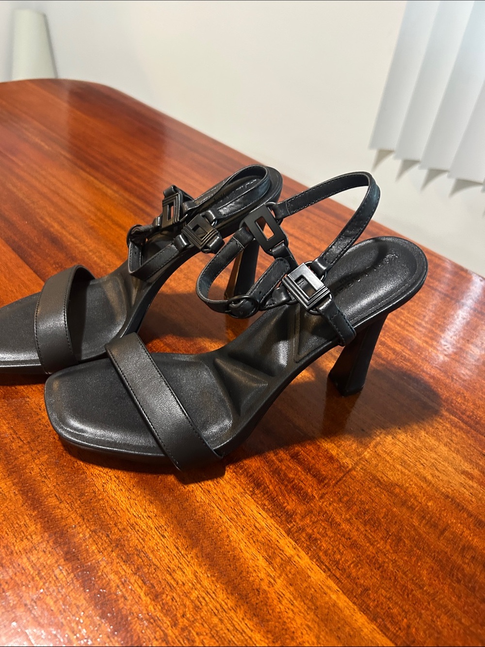 Karl Lagergeld Black Leather Strappy High Heel Sandals